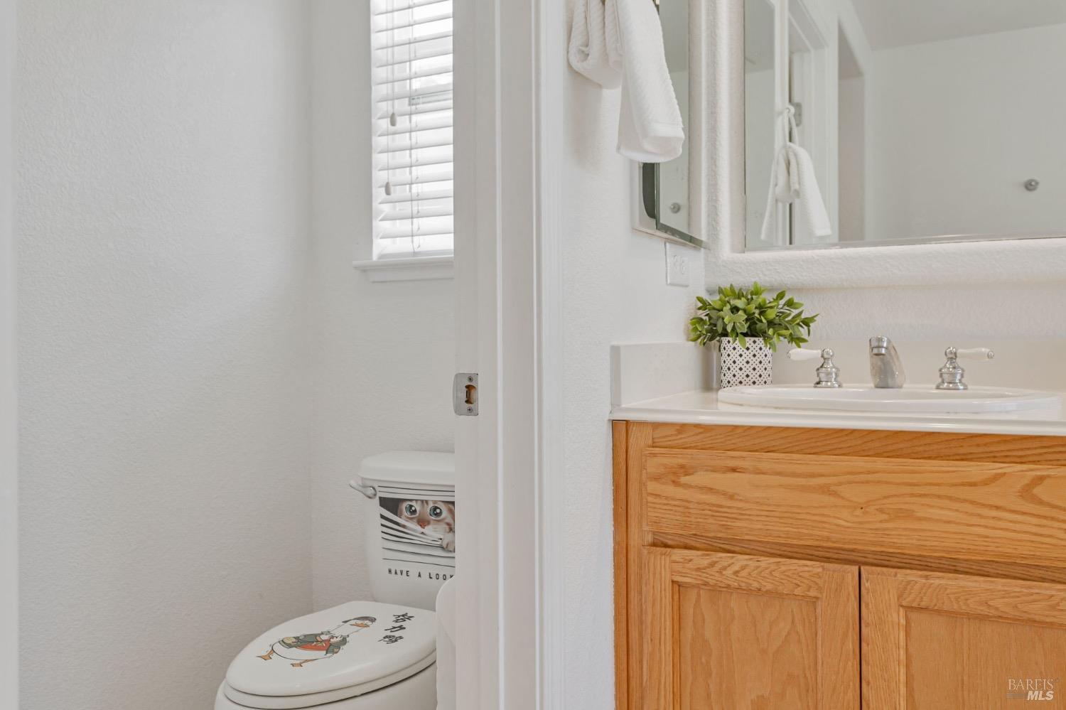 Detail Gallery Image 36 of 47 For 3264 Terrace Beach Dr, Vallejo,  CA 94591 - 4 Beds | 3 Baths