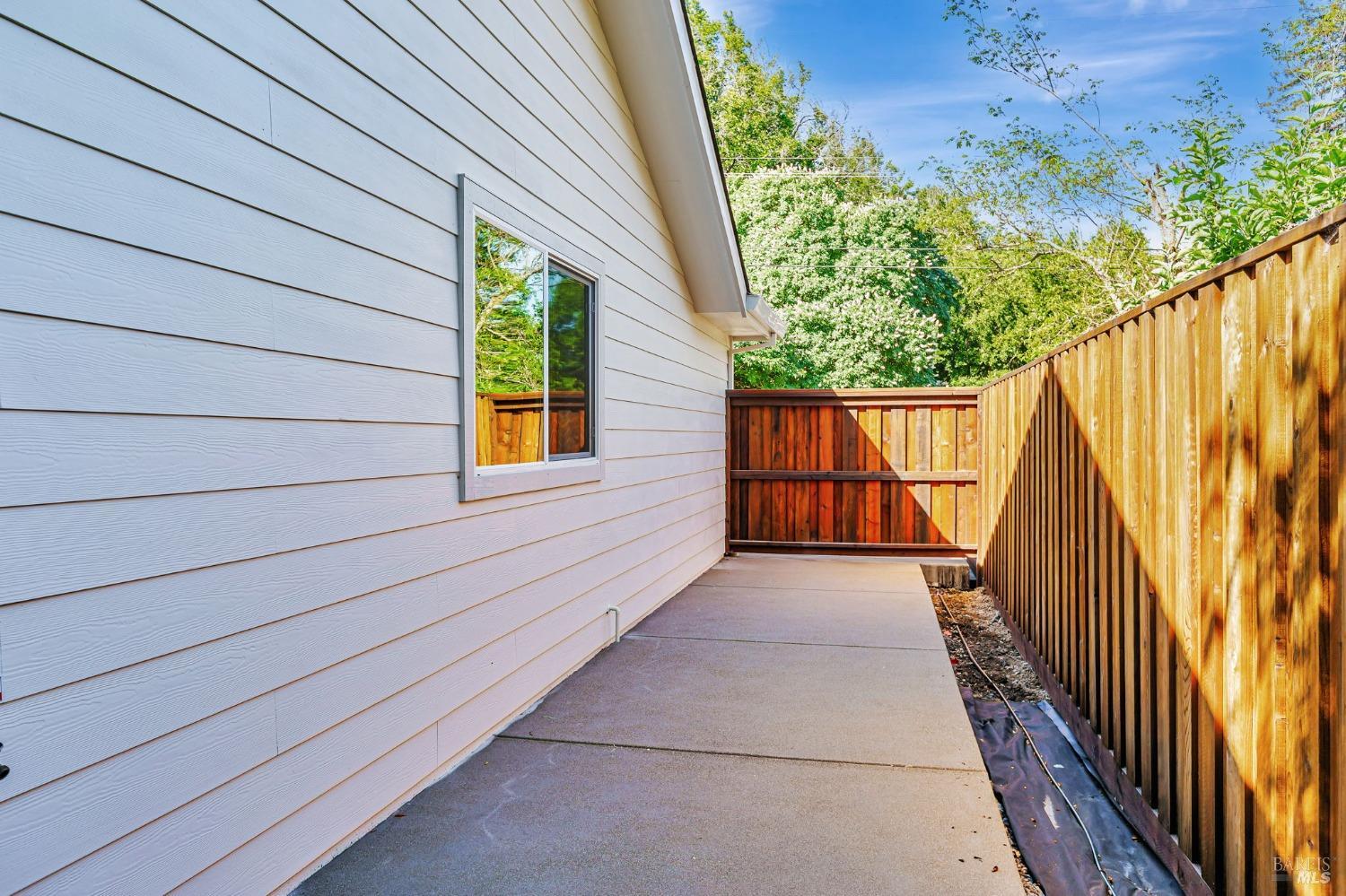 Detail Gallery Image 42 of 45 For 140 Lobo Vista Unkn, Novato,  CA 94947 - 3 Beds | 2/1 Baths