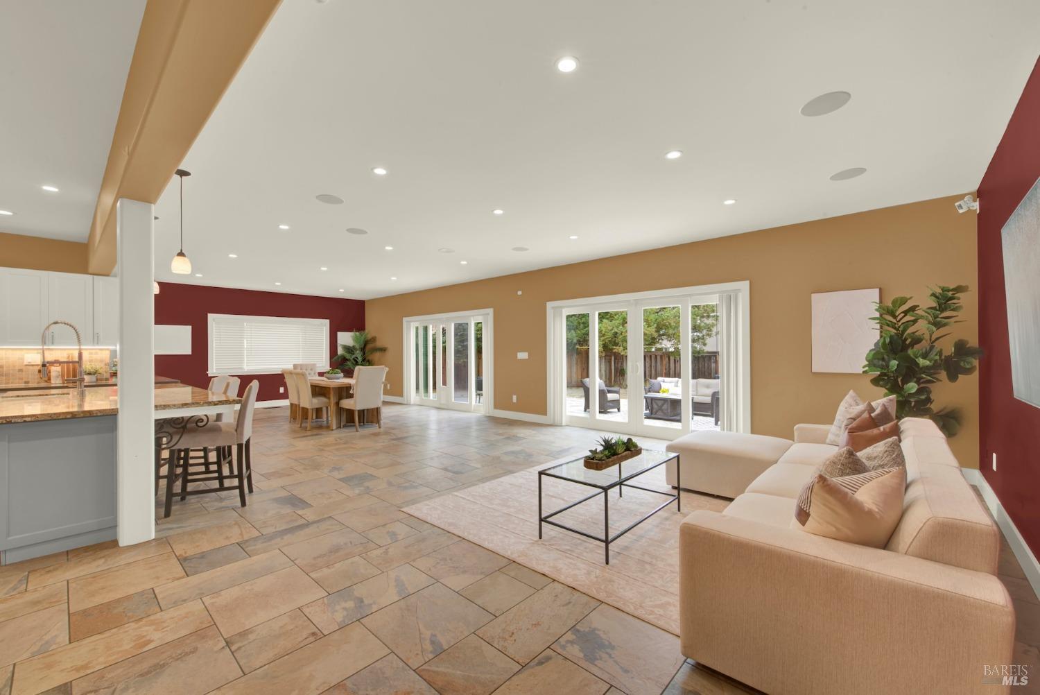 Detail Gallery Image 22 of 85 For 5191 Antiquity Ct, Fairfield,  CA 94534 - 5 Beds | 3 Baths