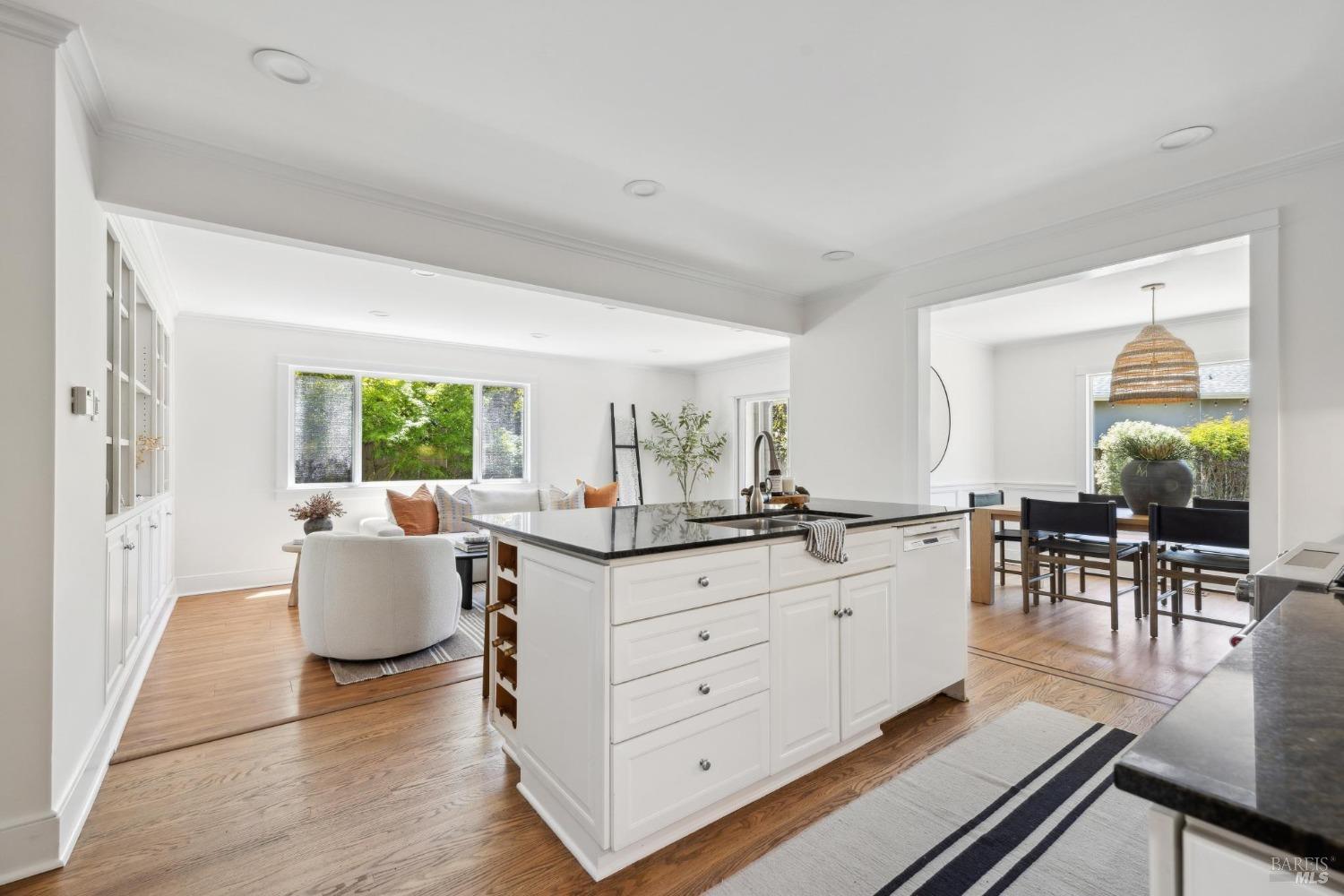 Detail Gallery Image 11 of 27 For 26 Flying Cloud Crse, Corte Madera,  CA 94925 - 3 Beds | 2 Baths
