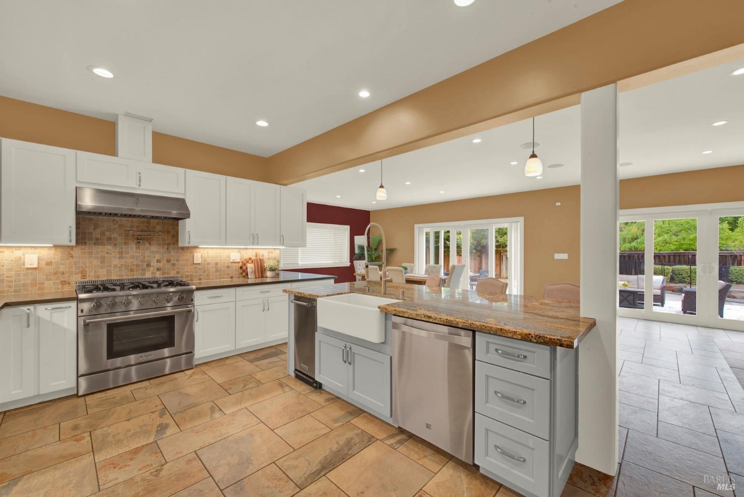 Detail Gallery Image 32 of 85 For 5191 Antiquity Ct, Fairfield,  CA 94534 - 5 Beds | 3 Baths
