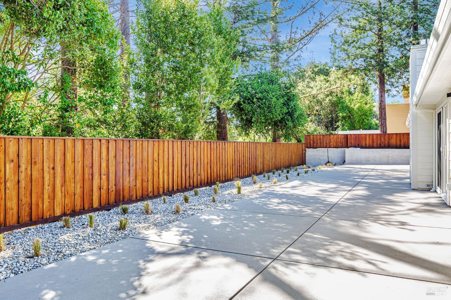Detail Gallery Image 36 of 45 For 140 Lobo Vista Unkn, Novato,  CA 94947 - 3 Beds | 2/1 Baths