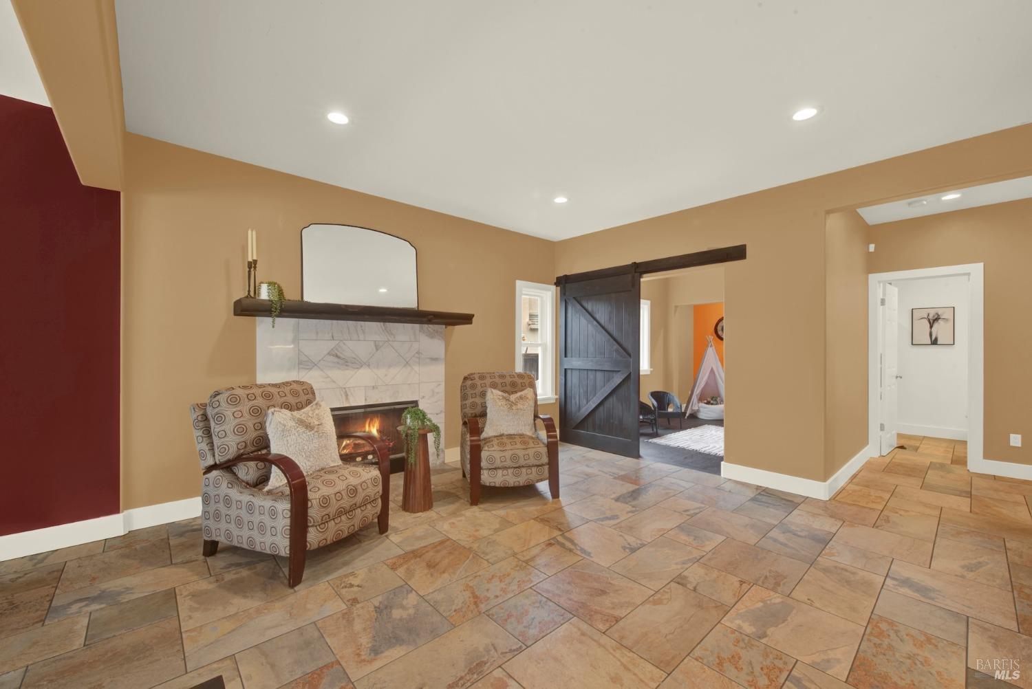 Detail Gallery Image 19 of 85 For 5191 Antiquity Ct, Fairfield,  CA 94534 - 5 Beds | 3 Baths