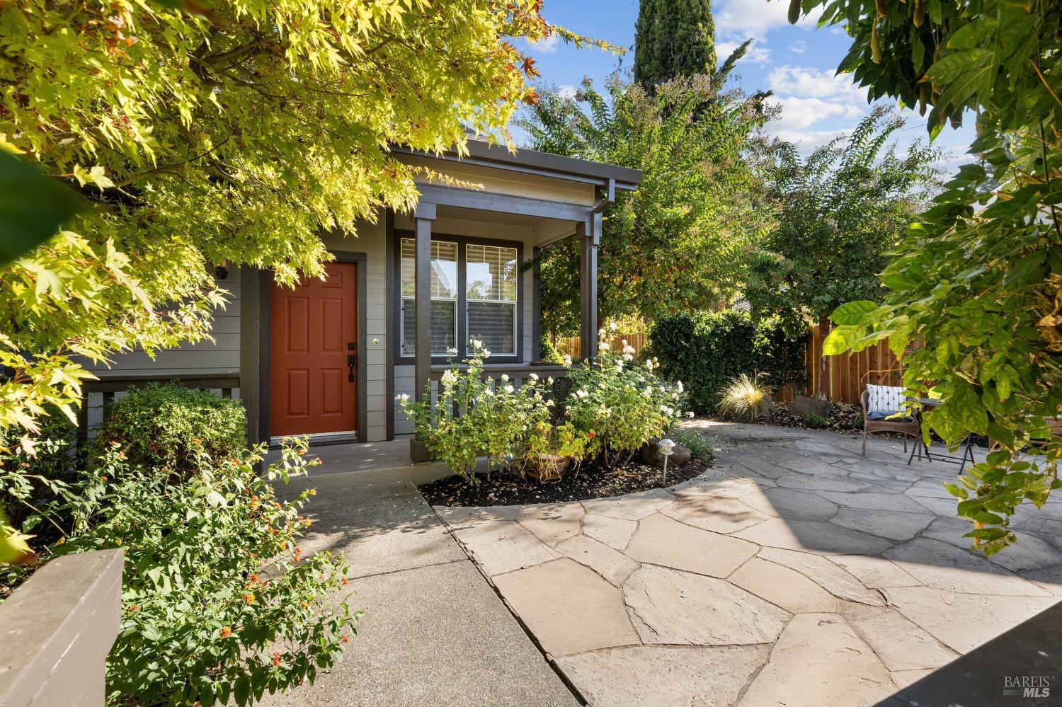 Detail Gallery Image 6 of 54 For 4 Forrester Ln, Yountville,  CA 94599 - 3 Beds | 2/1 Baths