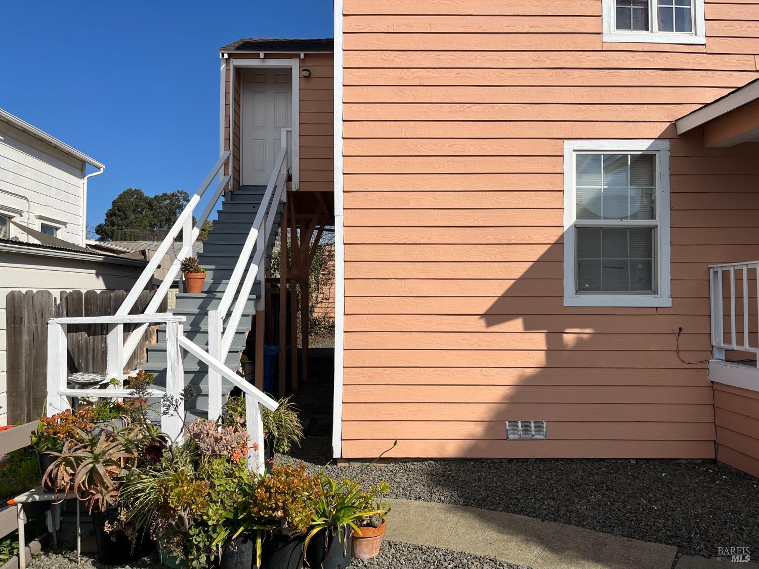 Detail Gallery Image 10 of 12 For 526 Jersey St, Vallejo,  CA 94590 - – Beds | – Baths