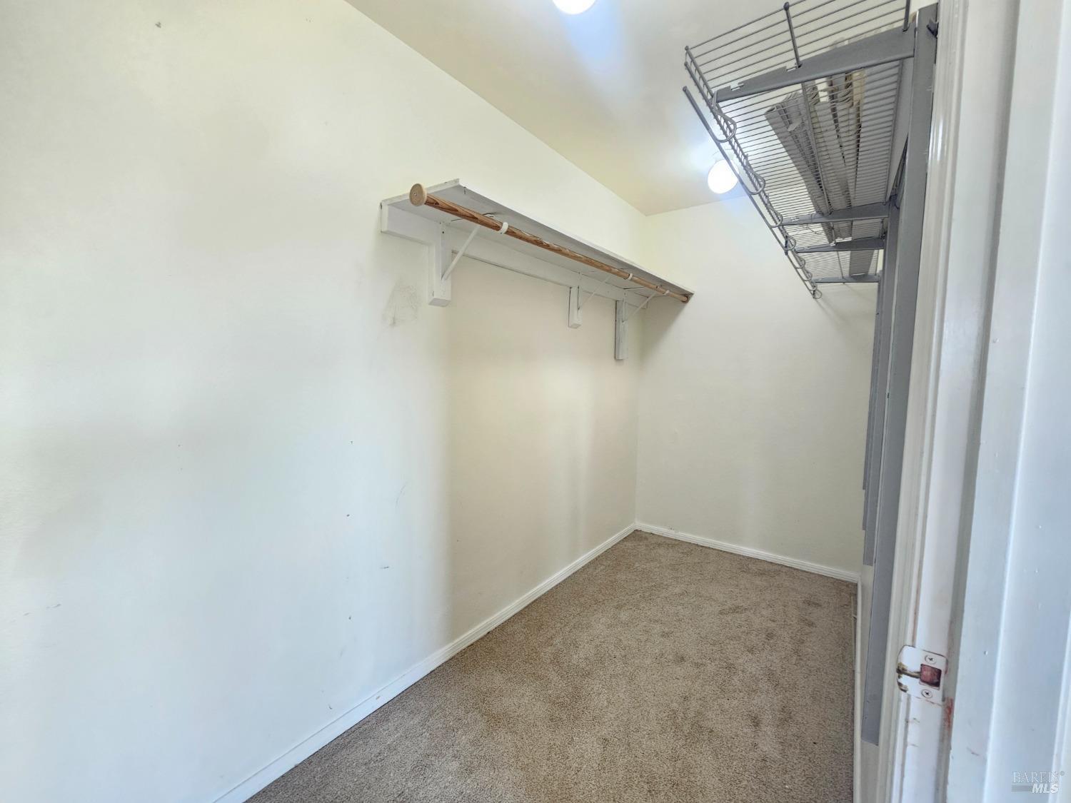 Detail Gallery Image 19 of 55 For 18834 Deer Hill Rd, Hidden Valley Lake,  CA 95467 - 4 Beds | 2/2 Baths
