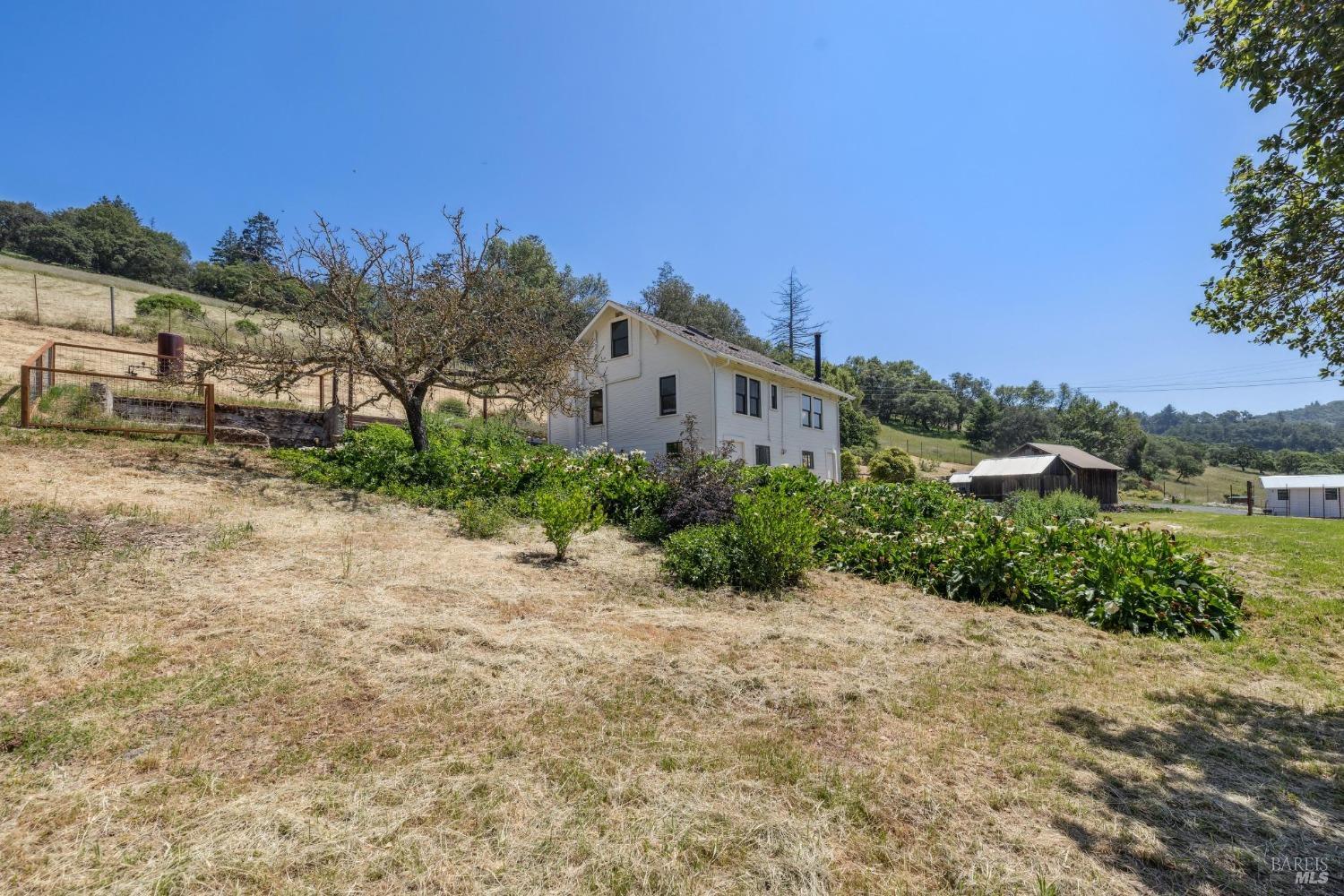 Detail Gallery Image 32 of 33 For 7129 Bennett Valley Rd, Santa Rosa,  CA 95404 - 3 Beds | 2 Baths