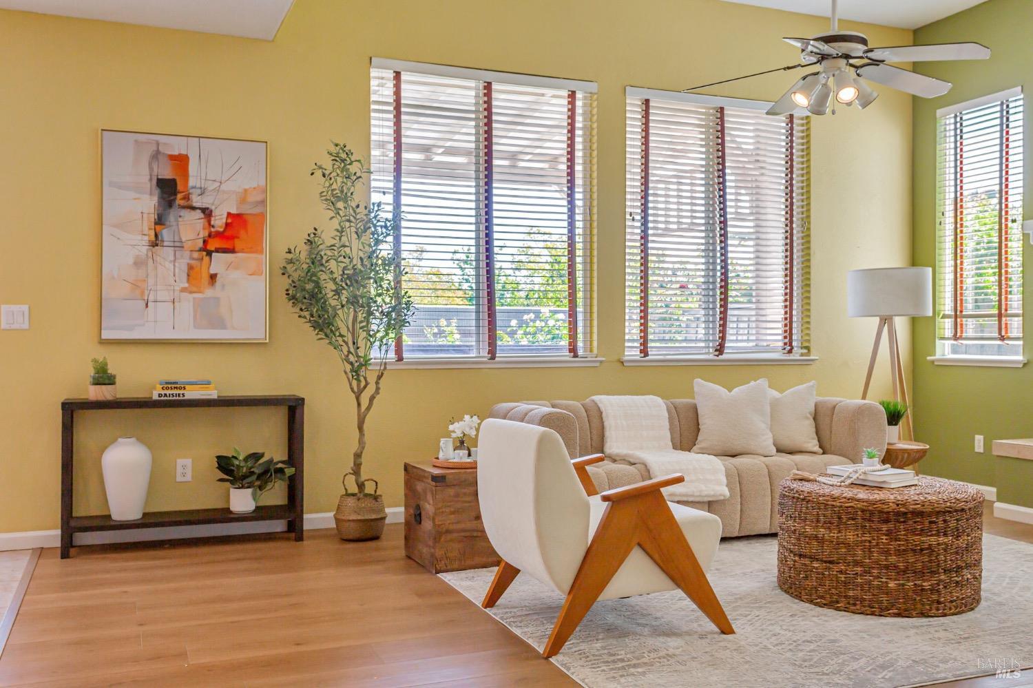 Detail Gallery Image 12 of 47 For 3264 Terrace Beach Dr, Vallejo,  CA 94591 - 4 Beds | 3 Baths
