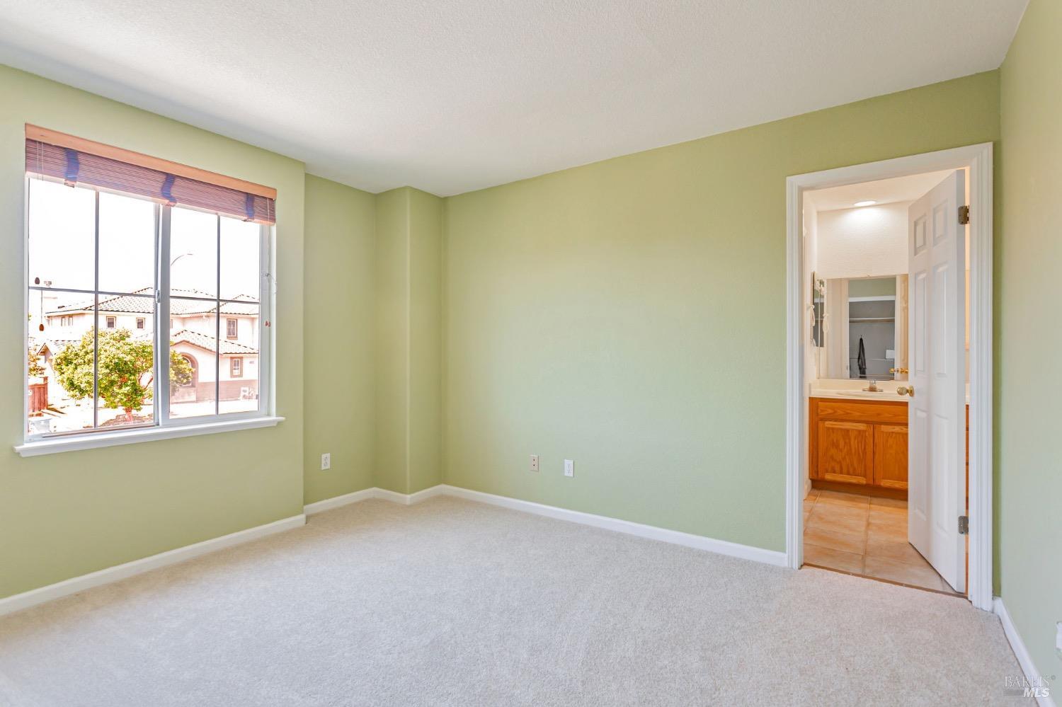 Detail Gallery Image 28 of 47 For 3264 Terrace Beach Dr, Vallejo,  CA 94591 - 4 Beds | 3 Baths