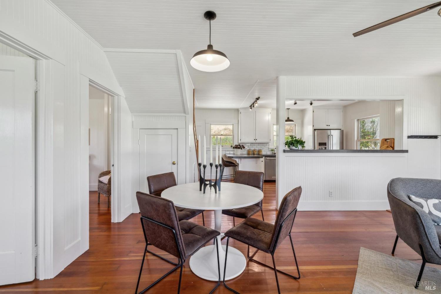 Detail Gallery Image 12 of 33 For 7129 Bennett Valley Rd, Santa Rosa,  CA 95404 - 3 Beds | 2 Baths