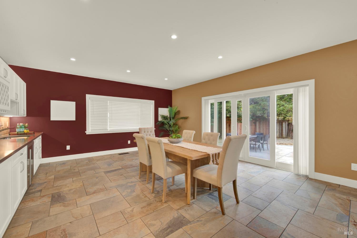 Detail Gallery Image 26 of 85 For 5191 Antiquity Ct, Fairfield,  CA 94534 - 5 Beds | 3 Baths