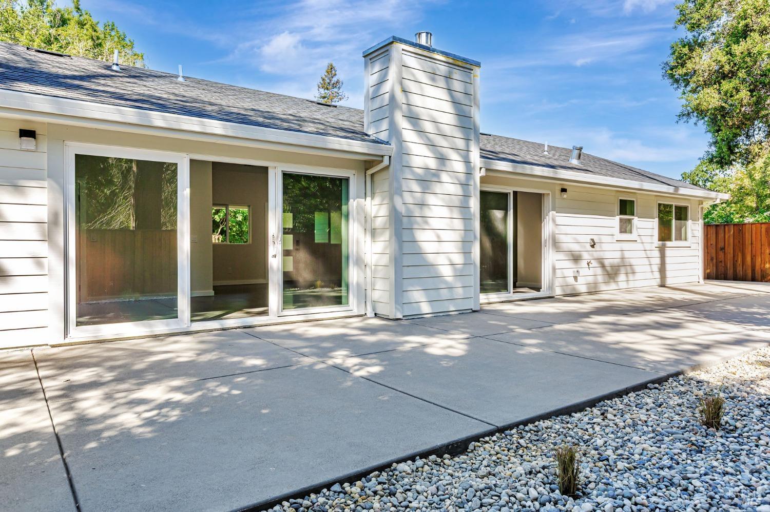 Detail Gallery Image 38 of 45 For 140 Lobo Vista Unkn, Novato,  CA 94947 - 3 Beds | 2/1 Baths