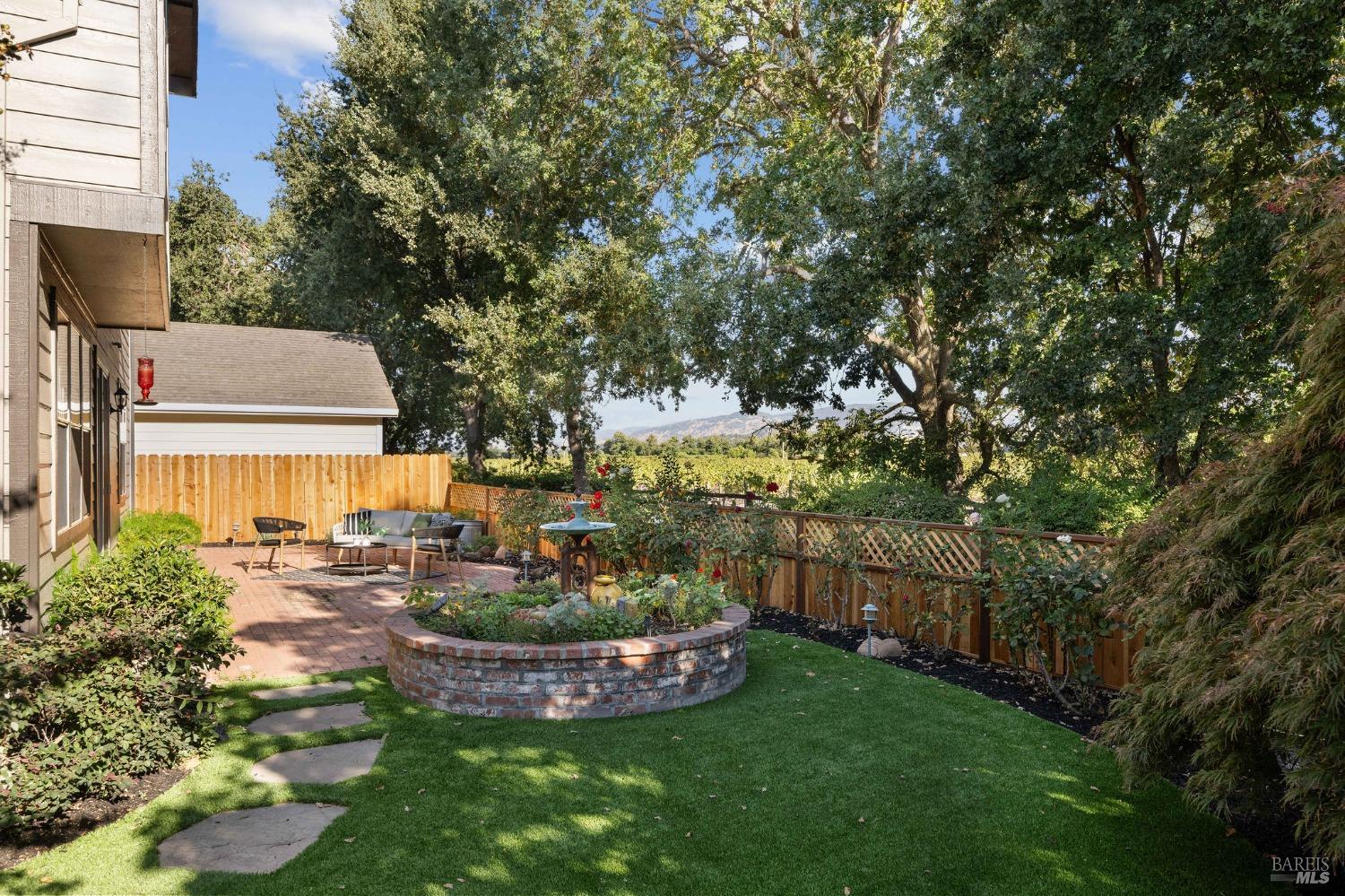 Detail Gallery Image 13 of 54 For 4 Forrester Ln, Yountville,  CA 94599 - 3 Beds | 2/1 Baths