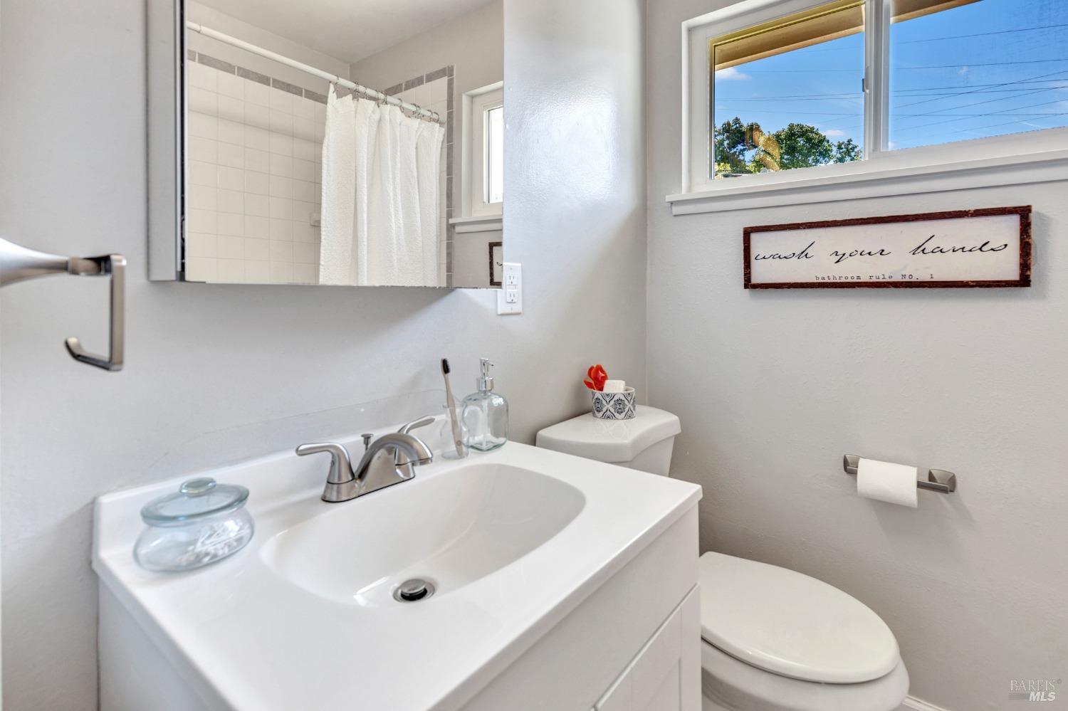 Detail Gallery Image 27 of 51 For 168 Bergwall Way, Vallejo,  CA 94591 - 3 Beds | 2 Baths