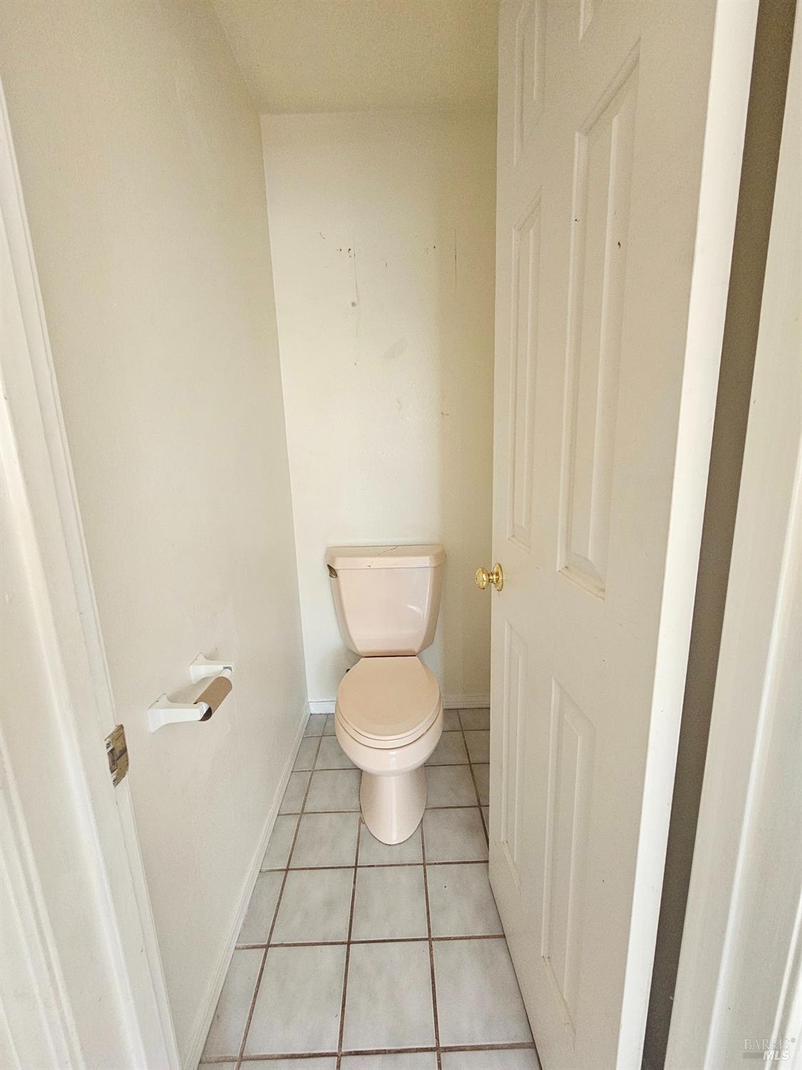 Detail Gallery Image 24 of 55 For 18834 Deer Hill Rd, Hidden Valley Lake,  CA 95467 - 4 Beds | 2/2 Baths