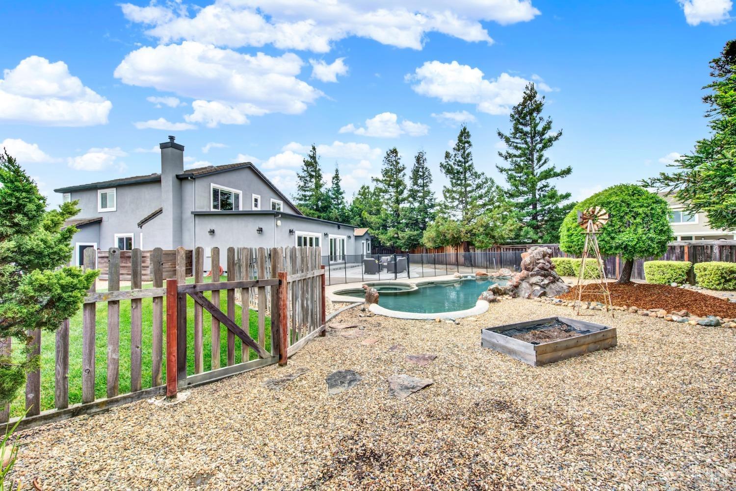 Detail Gallery Image 71 of 85 For 5191 Antiquity Ct, Fairfield,  CA 94534 - 5 Beds | 3 Baths