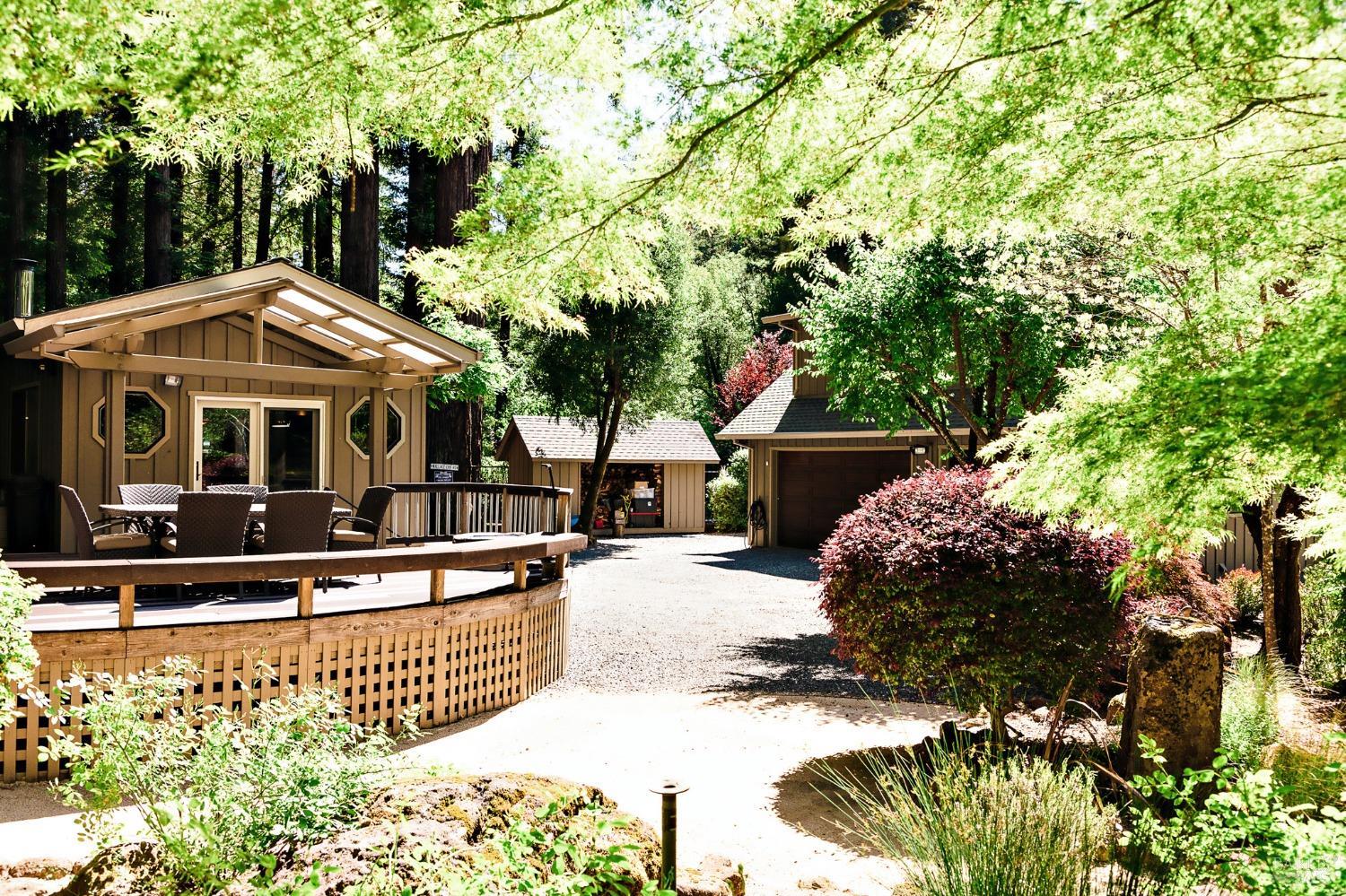 Detail Gallery Image 1 of 46 For 2859 Wallace Creek Rd, Healdsburg,  CA 95448 - 2 Beds | 2 Baths