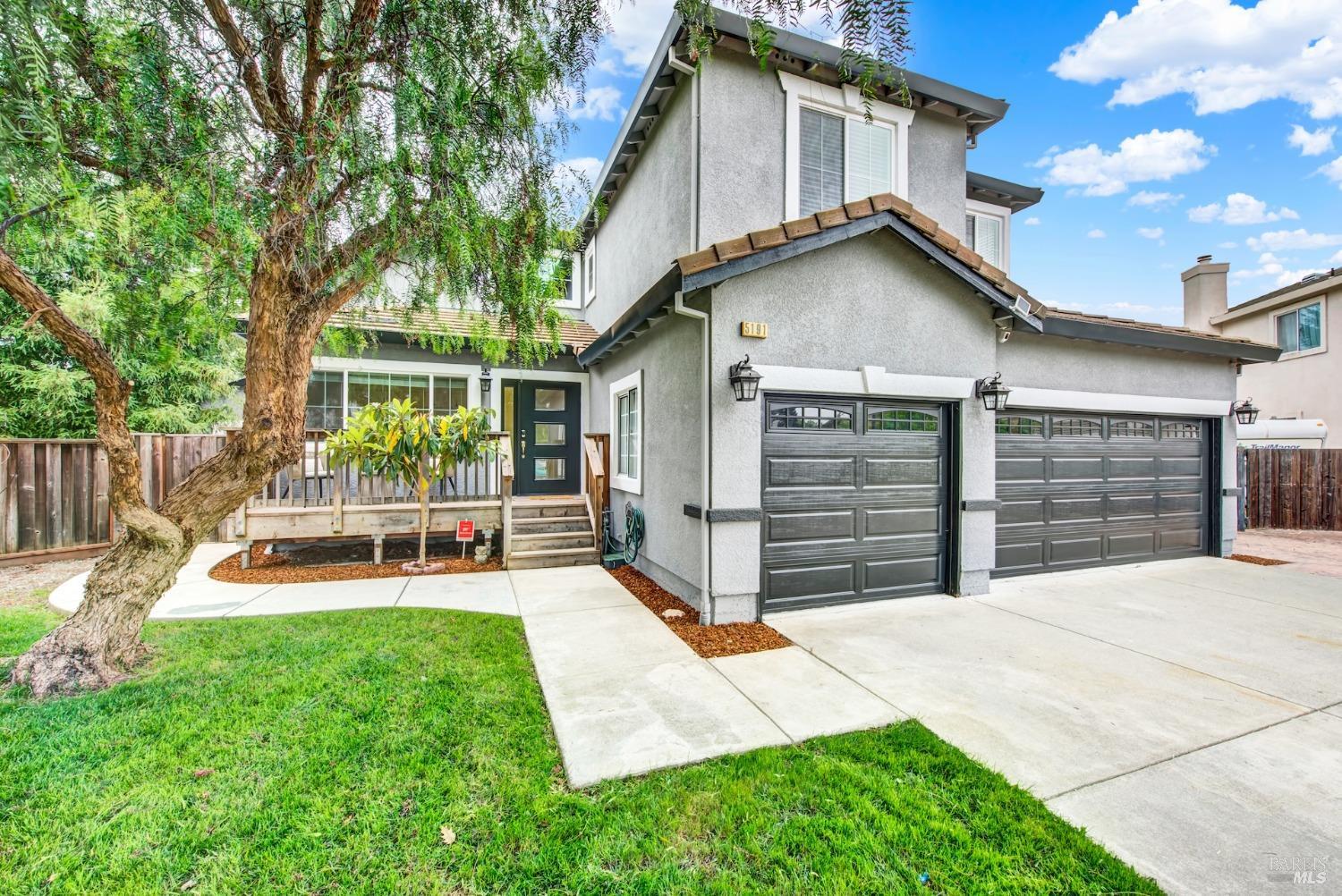 Detail Gallery Image 3 of 85 For 5191 Antiquity Ct, Fairfield,  CA 94534 - 5 Beds | 3 Baths