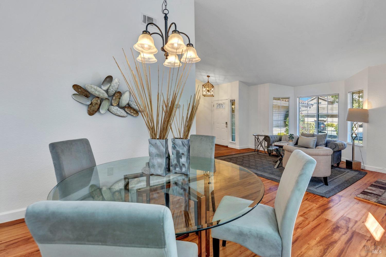 Detail Gallery Image 12 of 51 For 63 Brighton Dr, Vallejo,  CA 94591 - 3 Beds | 2 Baths