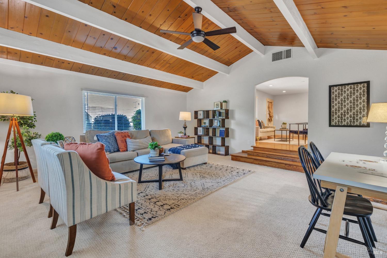 Detail Gallery Image 10 of 51 For 168 Bergwall Way, Vallejo,  CA 94591 - 3 Beds | 2 Baths