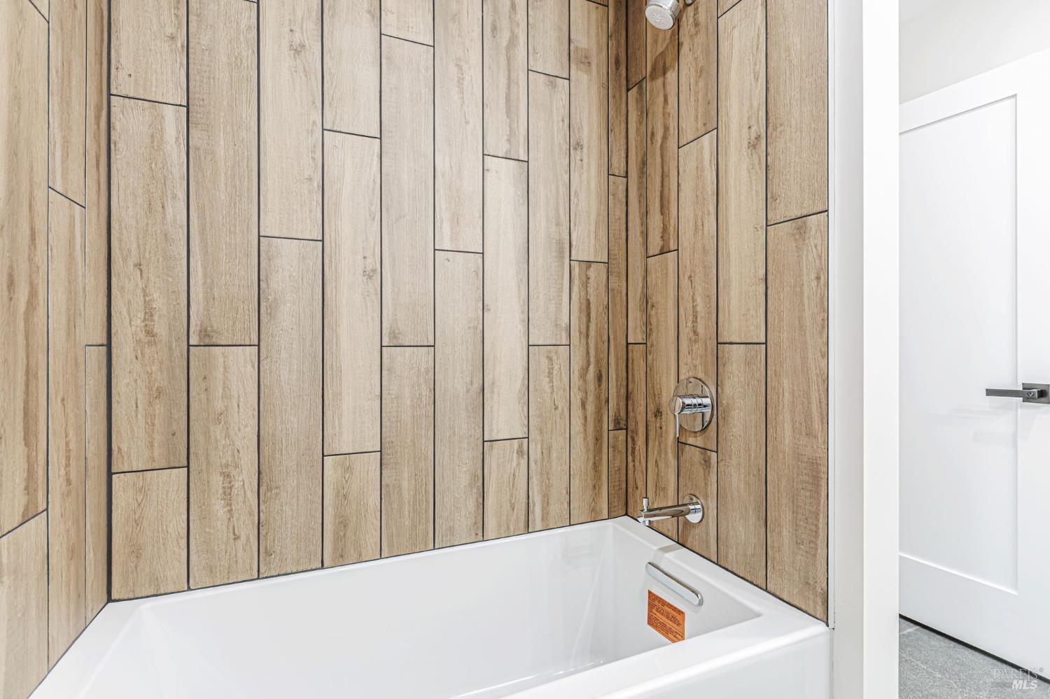 Detail Gallery Image 31 of 45 For 140 Lobo Vista Unkn, Novato,  CA 94947 - 3 Beds | 2/1 Baths