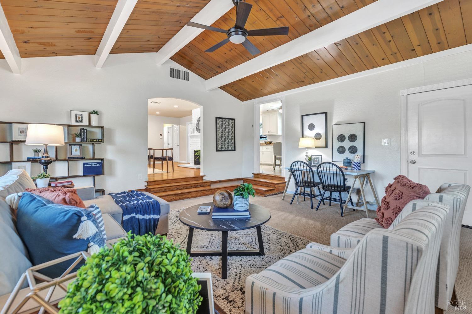 Detail Gallery Image 11 of 51 For 168 Bergwall Way, Vallejo,  CA 94591 - 3 Beds | 2 Baths
