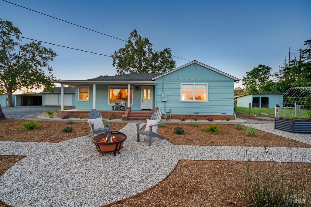 Detail Gallery Image 40 of 49 For 1021 Milk Barn Rd, Healdsburg,  CA 95448 - 3 Beds | 1 Baths