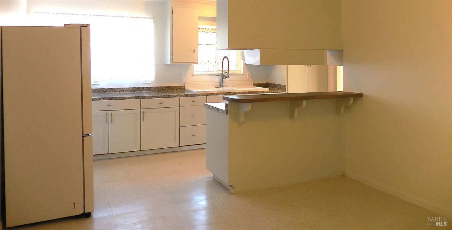 Detail Gallery Image 7 of 29 For 143 Kit Carson Way, Vallejo,  CA 94589 - 4 Beds | 2 Baths