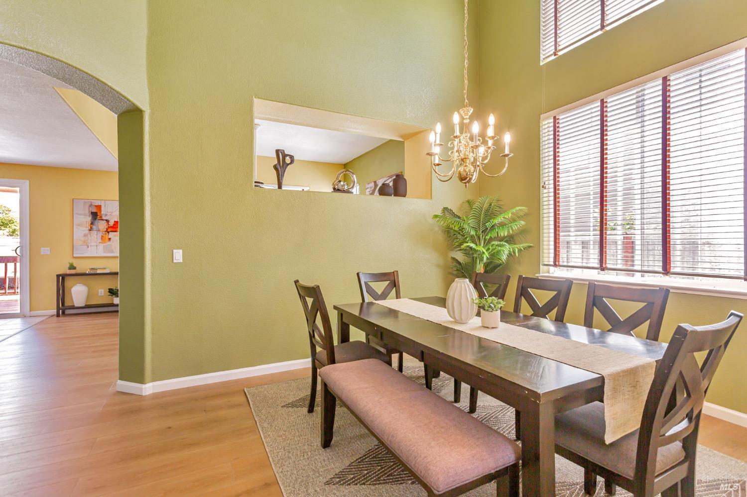 Detail Gallery Image 10 of 47 For 3264 Terrace Beach Dr, Vallejo,  CA 94591 - 4 Beds | 3 Baths