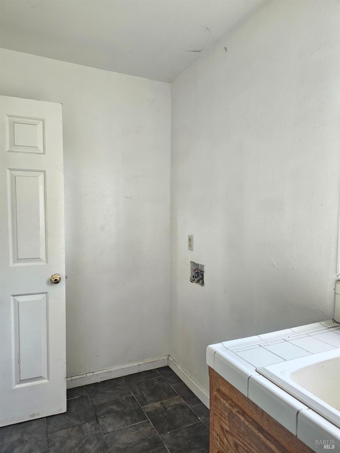 Detail Gallery Image 40 of 55 For 18834 Deer Hill Rd, Hidden Valley Lake,  CA 95467 - 4 Beds | 2/2 Baths