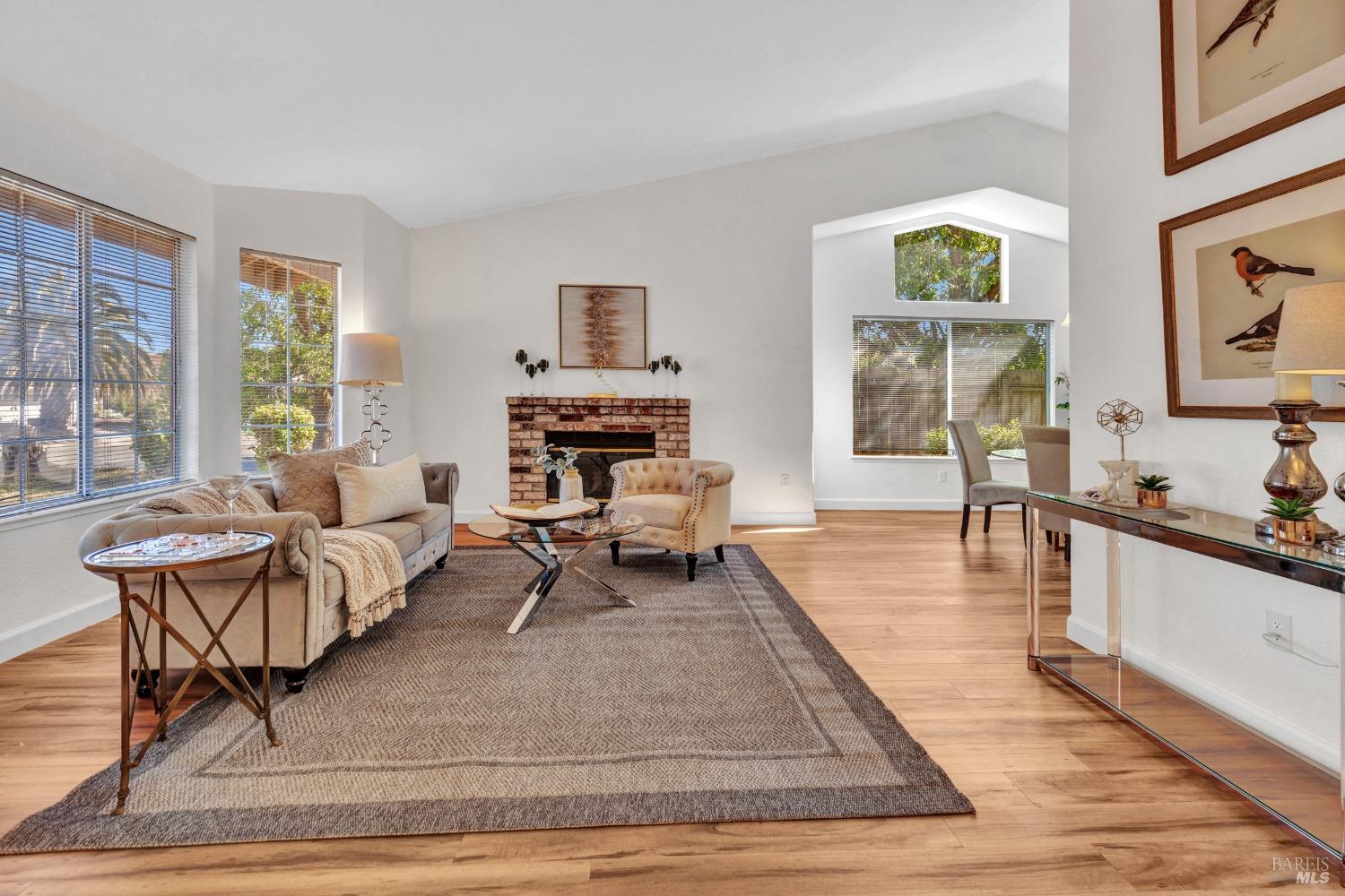 Detail Gallery Image 2 of 51 For 63 Brighton Dr, Vallejo,  CA 94591 - 3 Beds | 2 Baths