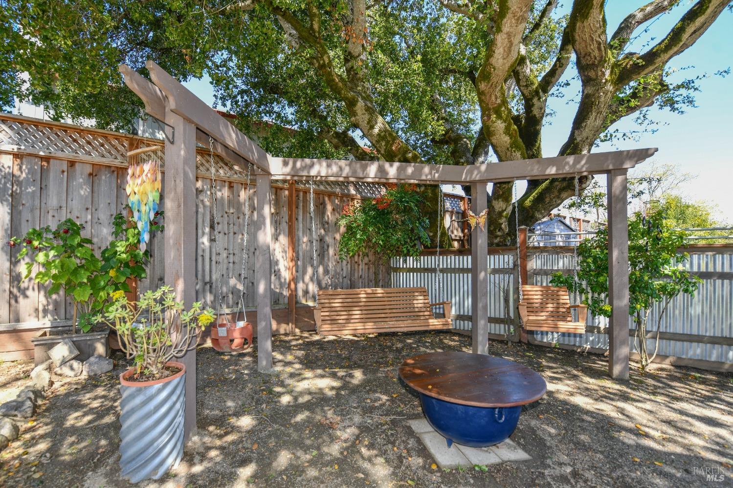 Detail Gallery Image 47 of 71 For 2177 Nightingale Dr, Santa Rosa,  CA 95403 - 4 Beds | 2 Baths