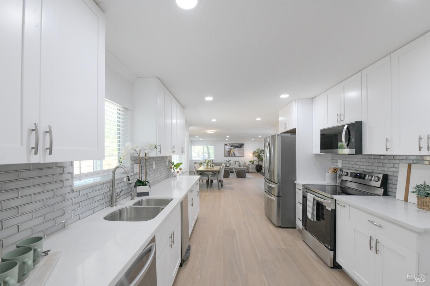 Detail Gallery Image 15 of 30 For 2083 Lernhart St, Napa,  CA 94559 - 4 Beds | 2/1 Baths
