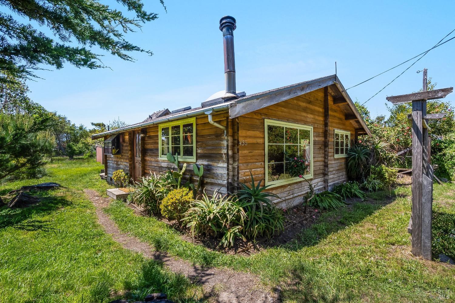 Detail Gallery Image 15 of 25 For 435 Locust Rd, Bolinas,  CA 94924 - 1 Beds | 1 Baths