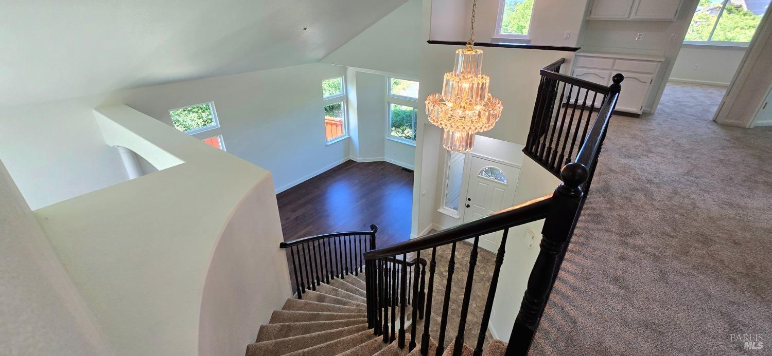 Detail Gallery Image 38 of 68 For 412 Black Oak Dr, Petaluma,  CA 94952 - 5 Beds | 3 Baths