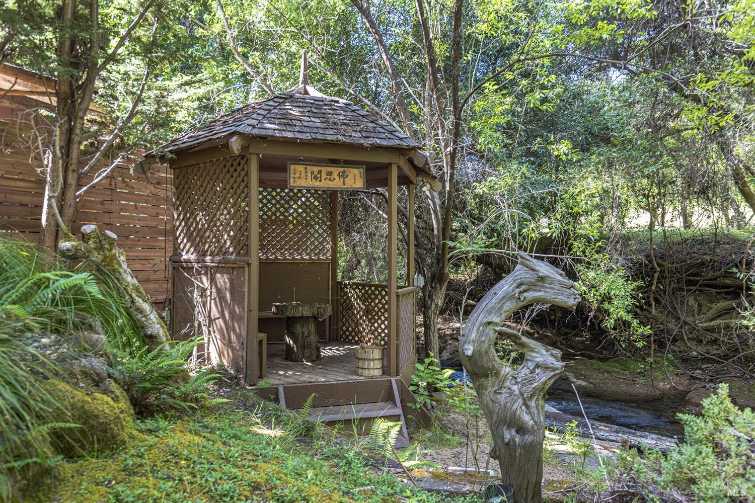Detail Gallery Image 25 of 39 For 4011 Mill Creek Rd, Healdsburg,  CA 95448 - 3 Beds | 1 Baths