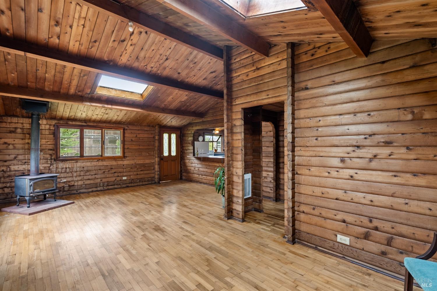 Detail Gallery Image 4 of 25 For 435 Locust Rd, Bolinas,  CA 94924 - 1 Beds | 1 Baths