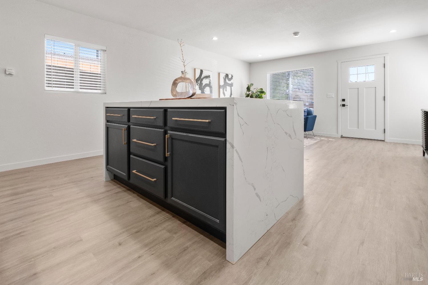 Detail Gallery Image 13 of 27 For Address Is Not Disclosed, Richmond,  CA 94801 - 2 Beds | 1 Baths
