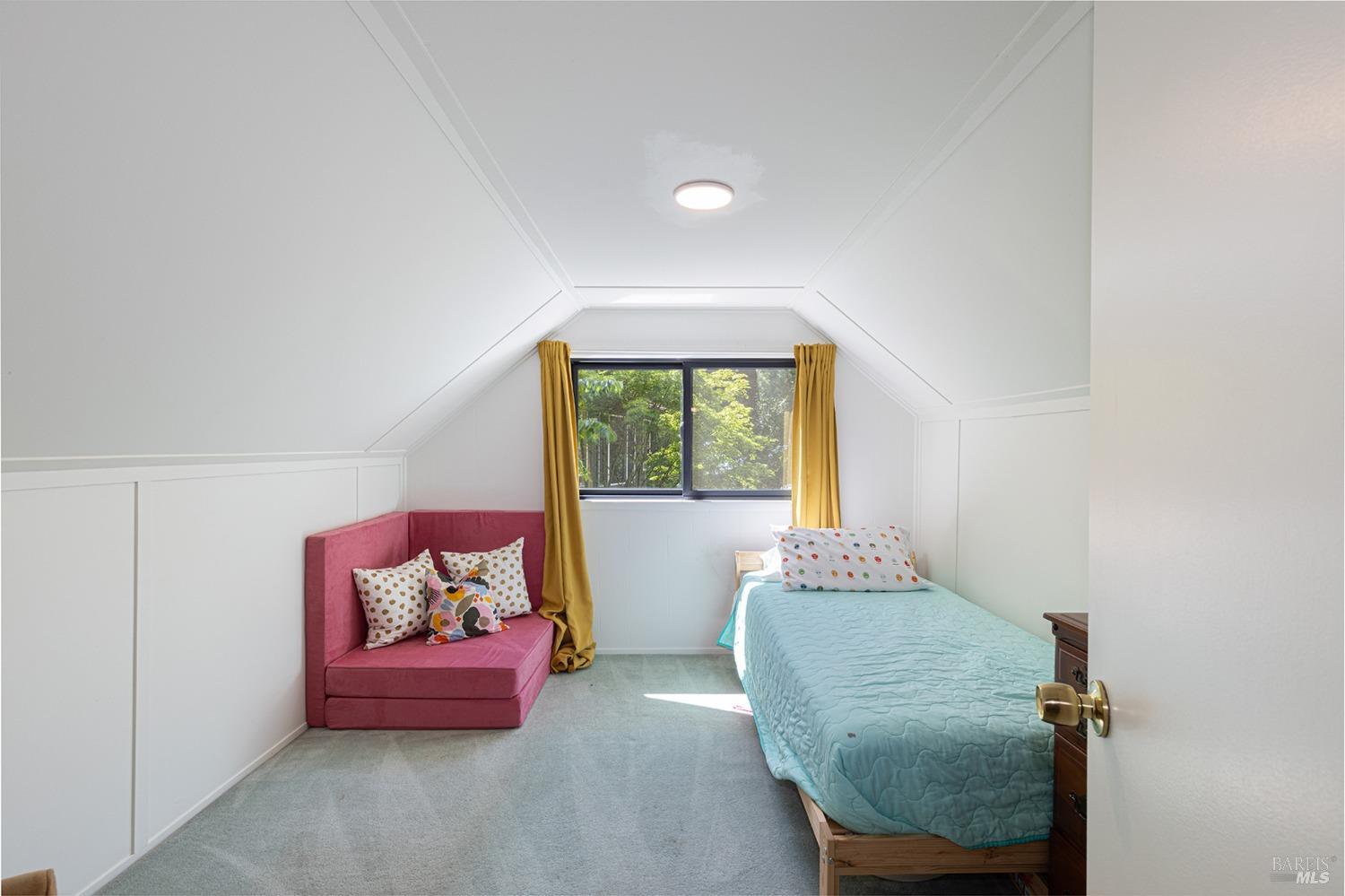 Detail Gallery Image 16 of 39 For 4011 Mill Creek Rd, Healdsburg,  CA 95448 - 3 Beds | 1 Baths