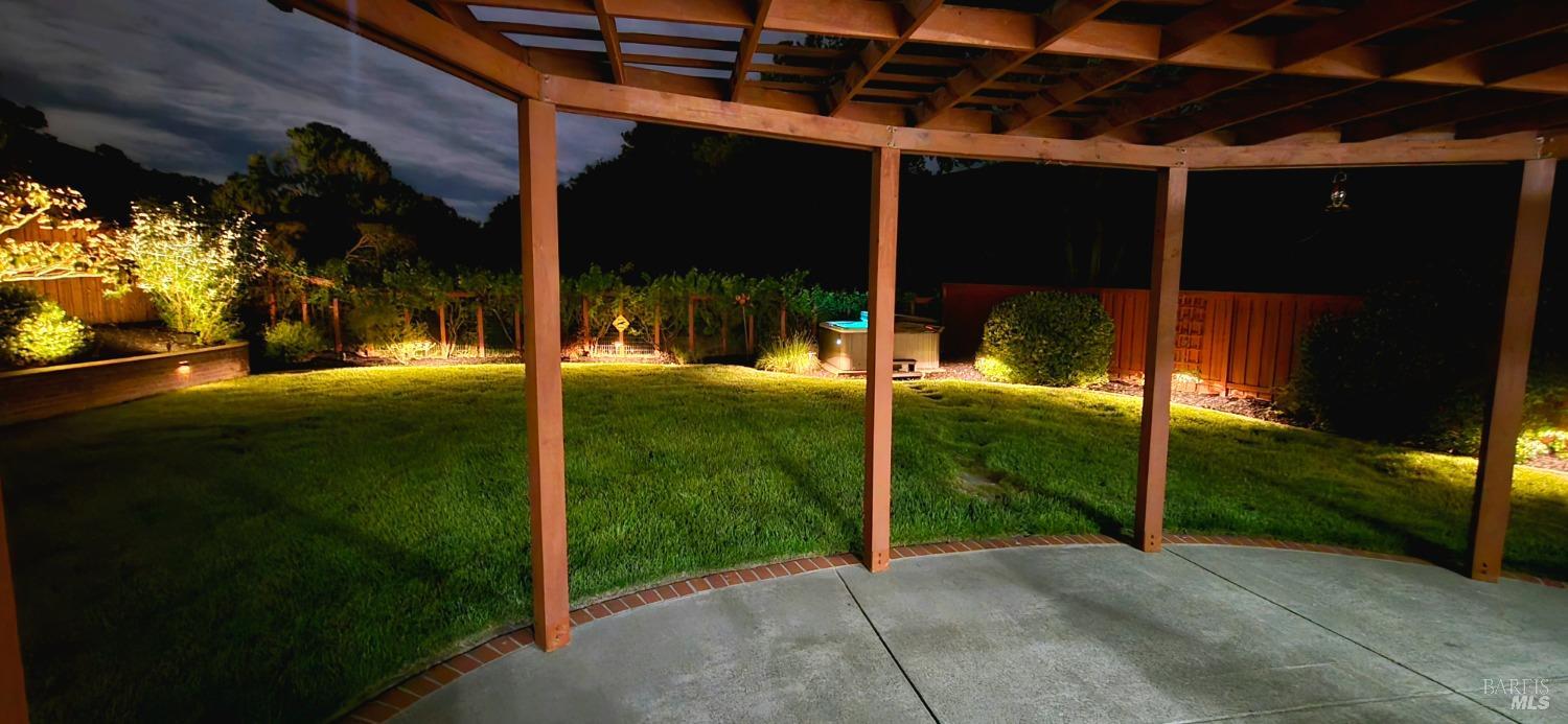 Detail Gallery Image 67 of 68 For 412 Black Oak Dr, Petaluma,  CA 94952 - 5 Beds | 3 Baths