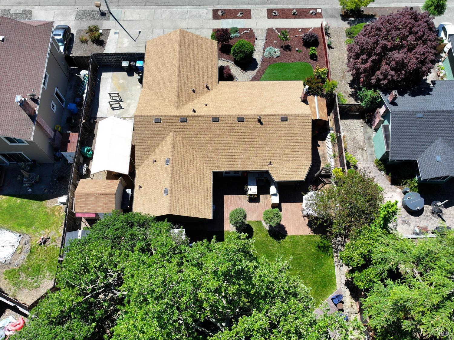 Detail Gallery Image 52 of 71 For 2177 Nightingale Dr, Santa Rosa,  CA 95403 - 4 Beds | 2 Baths