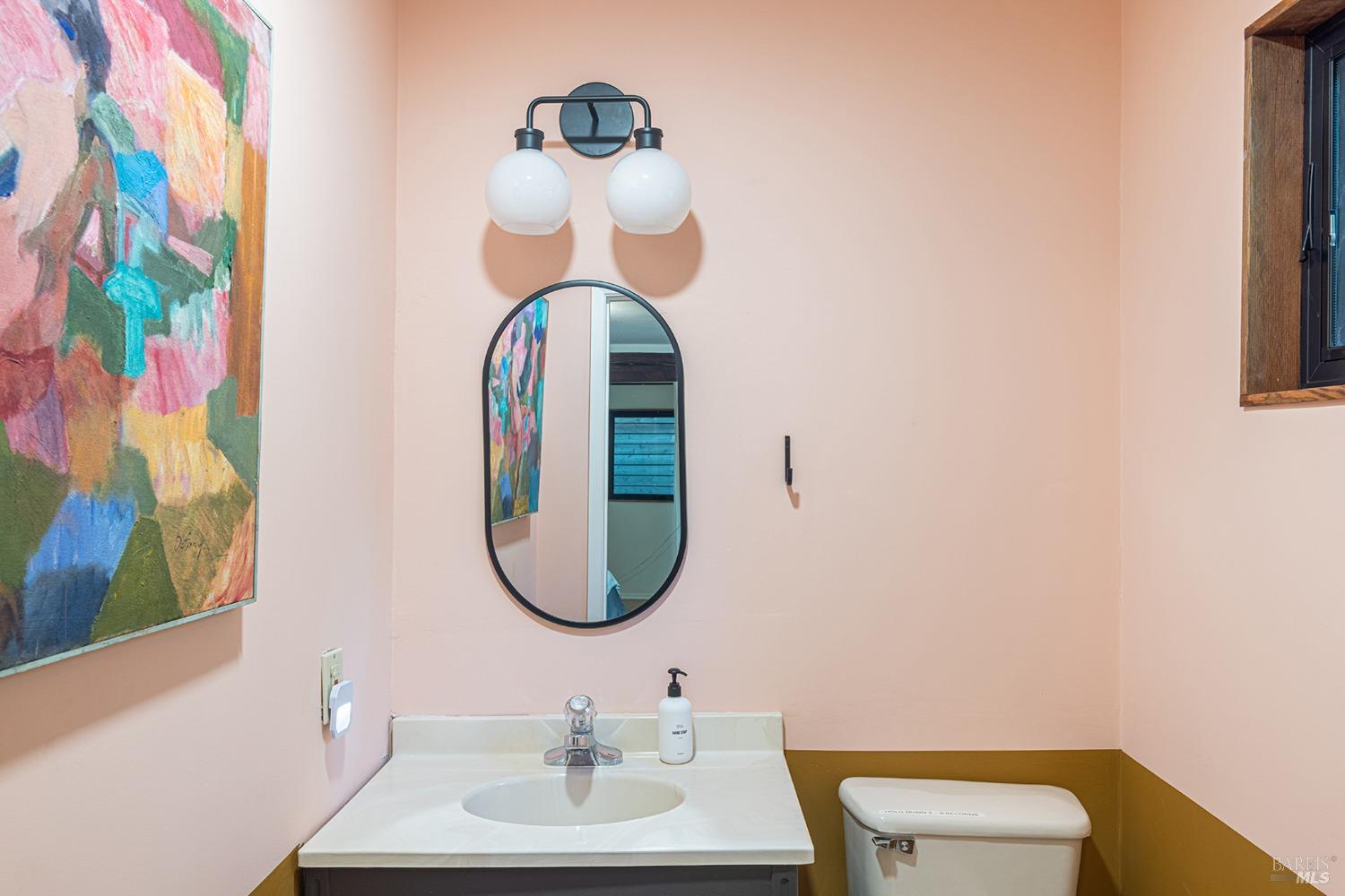 Detail Gallery Image 15 of 39 For 4011 Mill Creek Rd, Healdsburg,  CA 95448 - 3 Beds | 1 Baths