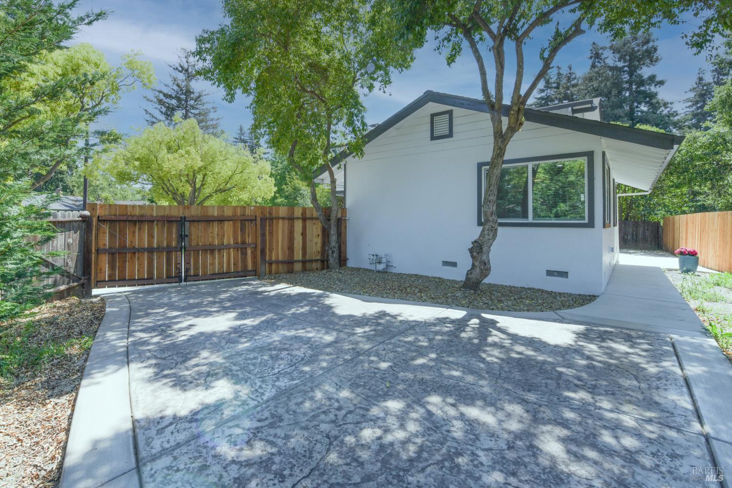 Detail Gallery Image 29 of 30 For 2083 Lernhart St, Napa,  CA 94559 - 4 Beds | 2/1 Baths