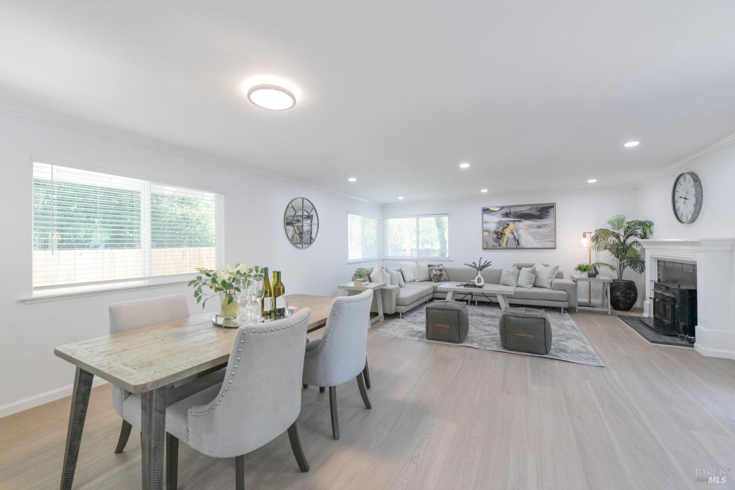 Detail Gallery Image 5 of 30 For 2083 Lernhart St, Napa,  CA 94559 - 4 Beds | 2/1 Baths