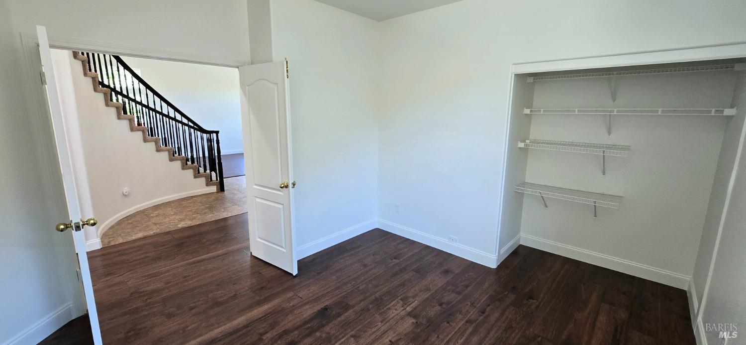 Detail Gallery Image 36 of 68 For 412 Black Oak Dr, Petaluma,  CA 94952 - 5 Beds | 3 Baths