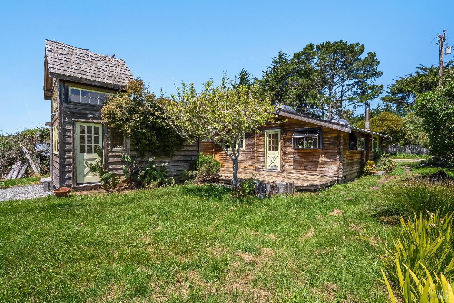 Detail Gallery Image 19 of 25 For 435 Locust Rd, Bolinas,  CA 94924 - 1 Beds | 1 Baths
