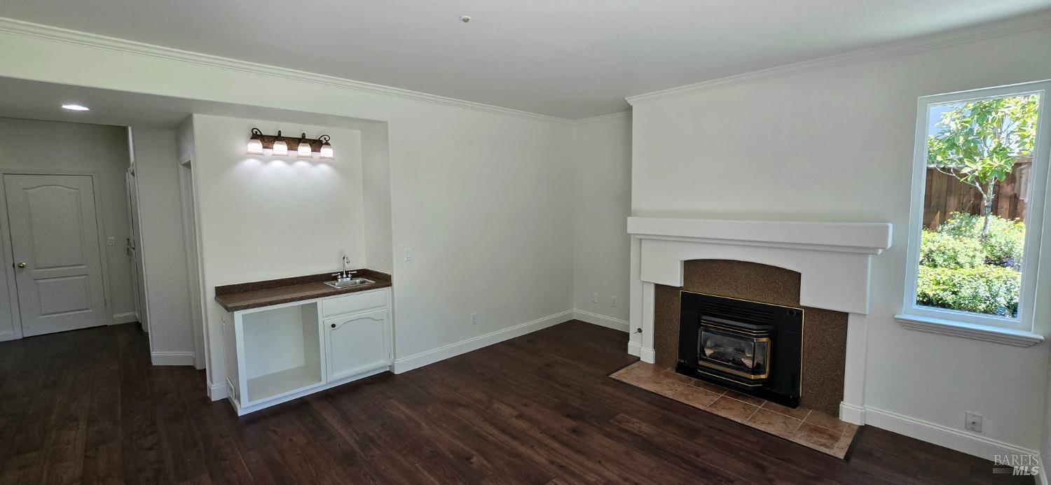 Detail Gallery Image 25 of 68 For 412 Black Oak Dr, Petaluma,  CA 94952 - 5 Beds | 3 Baths