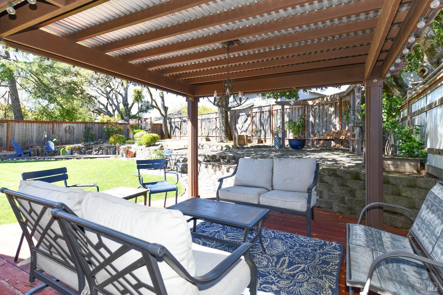 Detail Gallery Image 33 of 71 For 2177 Nightingale Dr, Santa Rosa,  CA 95403 - 4 Beds | 2 Baths