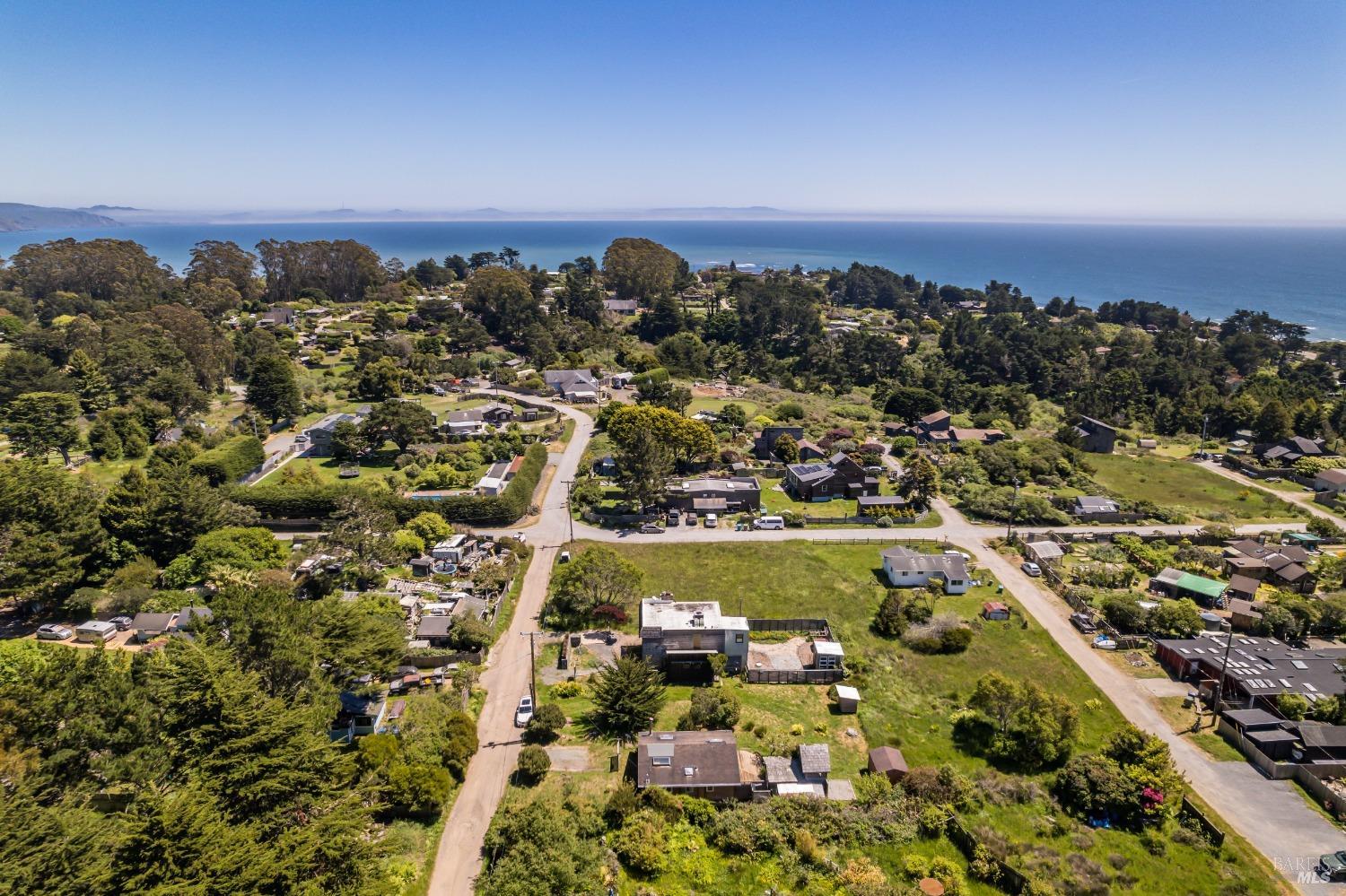 Detail Gallery Image 24 of 25 For 435 Locust Rd, Bolinas,  CA 94924 - 1 Beds | 1 Baths