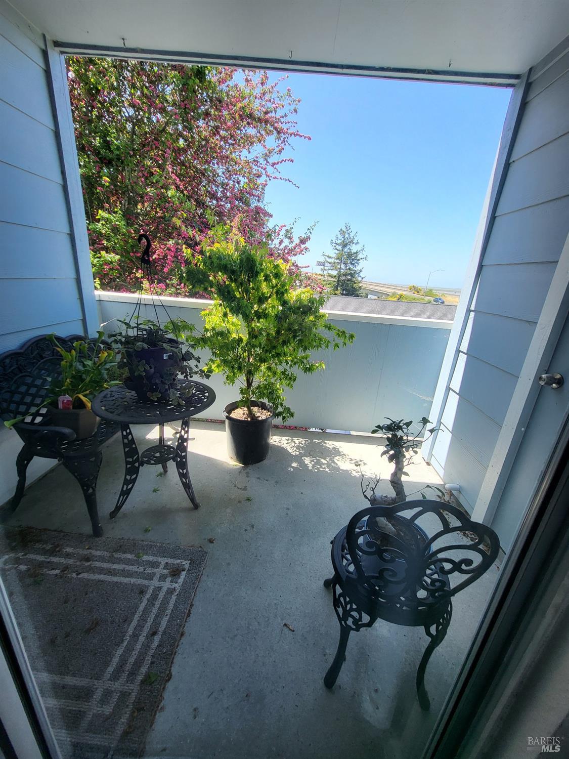 Detail Gallery Image 28 of 29 For 237 Lighthouse Dr, Vallejo,  CA 94590 - 2 Beds | 2 Baths